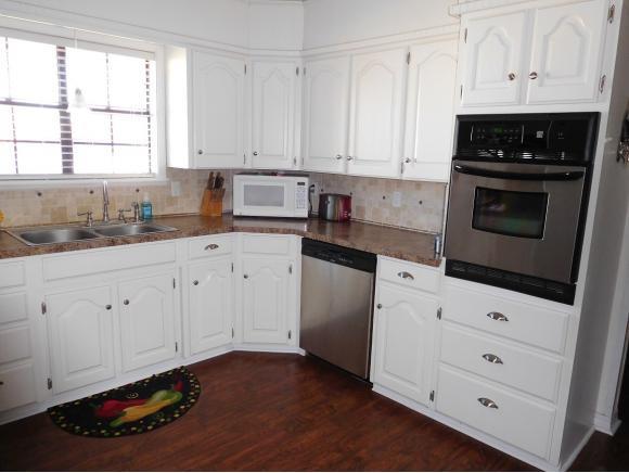 805 W C, Eldorado, OK 73537 photo 5