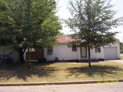 5702 E 3rd St, Tulsa, OK 74112 photo 1