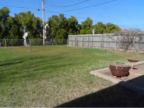 107 Sumner, Altus, OK 73521 photo 14