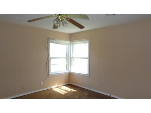 1108 Maple St, Altus, OK 73521 photo 9