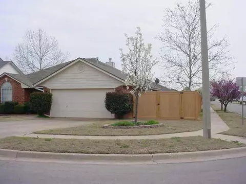 2300 Paul Ct, Norman, OK 73071 photo 2