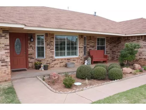 901 Ranch Rd, Altus, OK 73521 photo 3