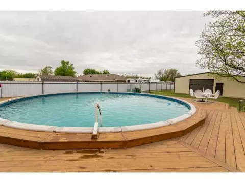402 E Roh, Thomas, OK 73669 photo 25