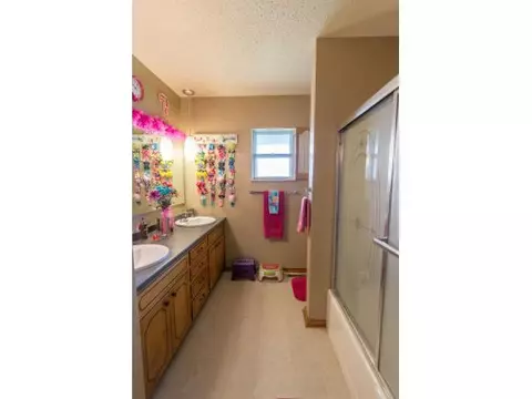 402 E Roh, Thomas, OK 73669 photo 11