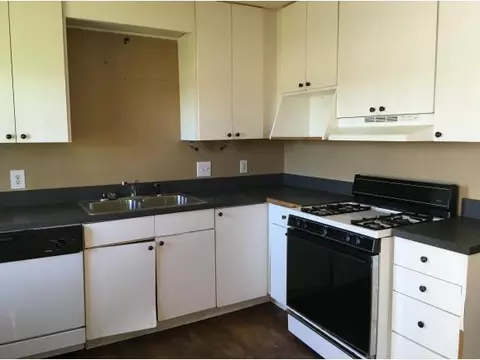 1125 E Sycamore, Altus, OK 73521 photo 5
