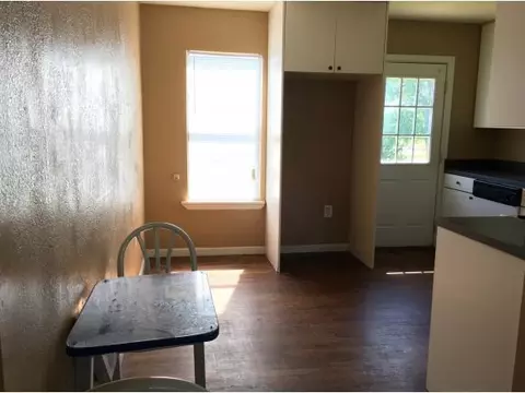 1125 E Sycamore, Altus, OK 73521 photo 4