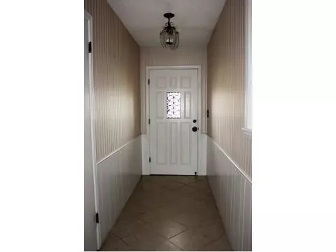 800 Windsor Dr, Altus, OK 73521 photo 2