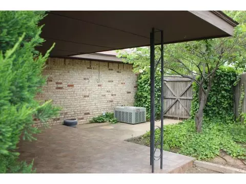 800 Windsor Dr, Altus, OK 73521 photo 24