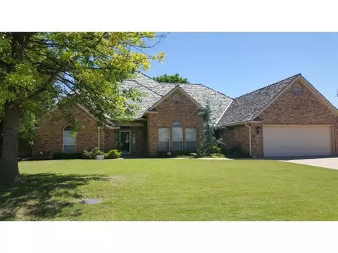 316 Val Verde, Altus, OK 73521 photo 1