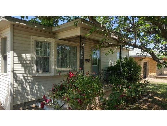 1101 E Ash, Altus, OK 73521 photo 1