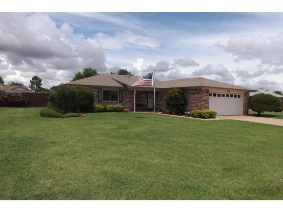 1525 Queens, Altus, OK 73521 photo 1
