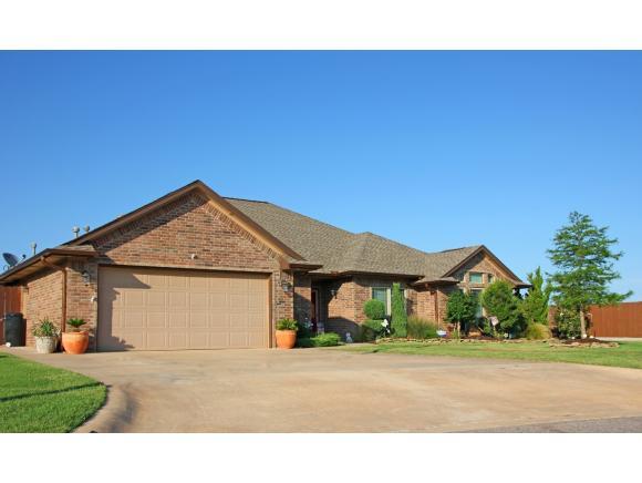 1829 White Tail, Altus, OK 73521 photo 1