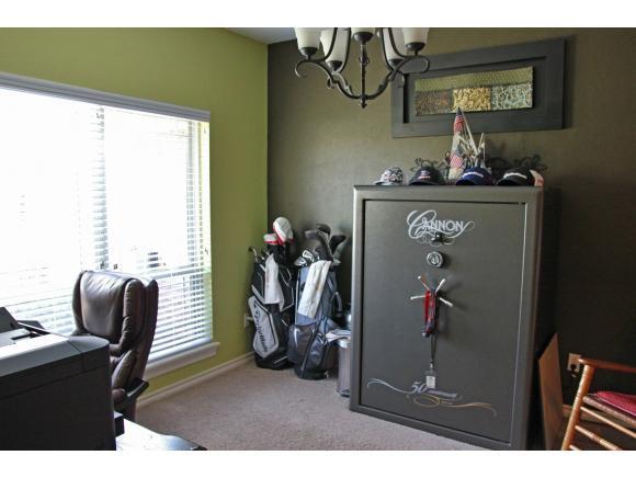 1829 White Tail, Altus, OK 73521 photo 8