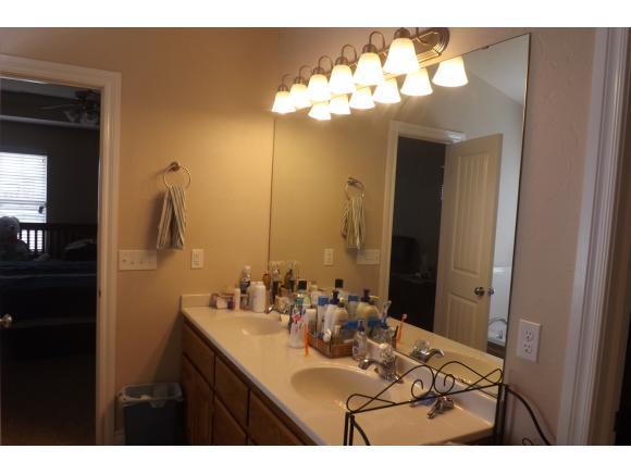 1825 Foxtail Cir, Altus, OK 73521 photo 7