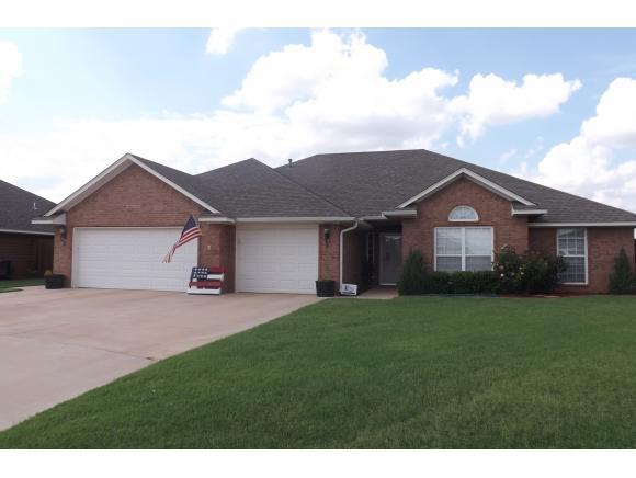 1825 Foxtail Cir, Altus, OK 73521 photo 1