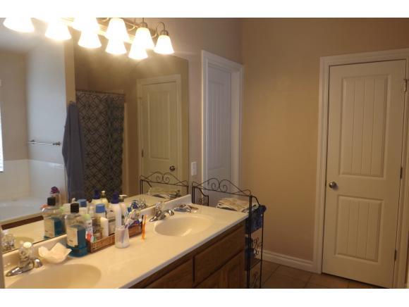 1825 Foxtail Cir, Altus, OK 73521 photo 8