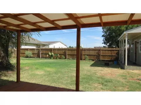 109 E 7th, Blair, OK 73526 photo 11