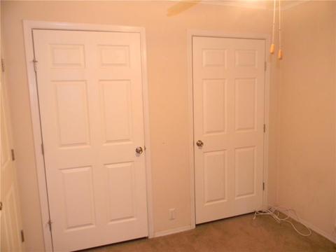 902 Opal, Clinton, OK 73601 photo 14