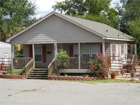 902 Opal, Clinton, OK 73601 photo 1
