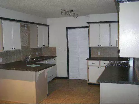 114 E Larry Rd, Shawnee, OK 74801 photo 4