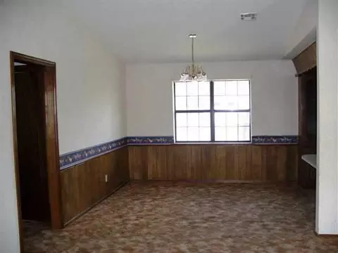 420 W 2nd St, Watonga, OK 73772 photo 4