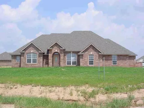 1901 Cody Ct, Tuttle, OK 73089 photo 1