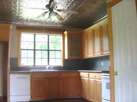1823 E Grant, Guthrie, OK 73044 photo 6