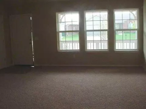 721 Grickle Dr, Norman, OK 73069 photo 3