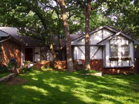1900 Alexander Ln, Bethany, OK 73008 photo 1