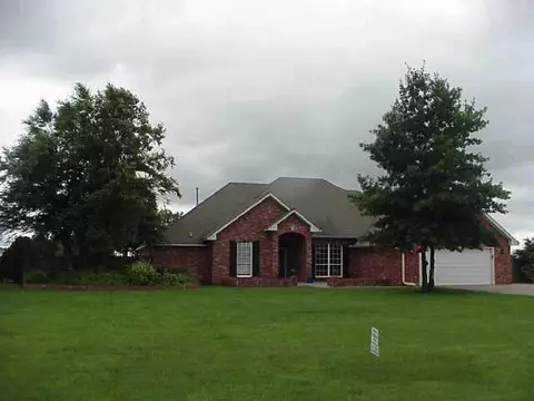 2121 Kyle Dr, Guthrie, OK 73044 photo 1