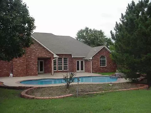 2121 Kyle Dr, Guthrie, OK 73044 photo 5