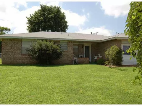 407 N Cimarron, Tuttle, OK 73089 photo 1