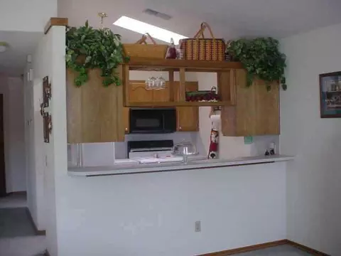 1505 Westmore Dr, Moore, OK 73170 photo 2