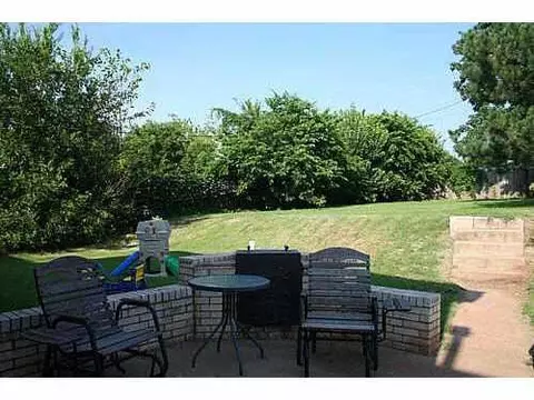 110 Oakside Dr, Moore, OK 73160 photo 10