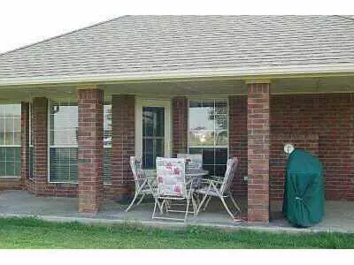 217 Mockingbird Ln, Tuttle, OK 73089 photo 6