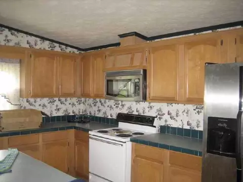 10051 S Sooner Rd, Guthrie, OK 73044 photo 4