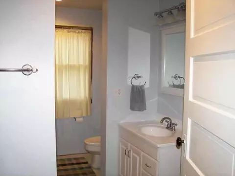 709 E Harrison, Guthrie, OK 73044 photo 9