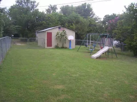 709 E Harrison, Guthrie, OK 73044 photo 10