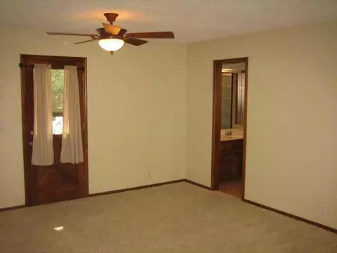 1408 Devonshire Ct, Edmond, OK 73034 photo 5