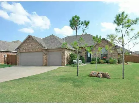 1724 Aurora Pl, Edmond, OK 73013 photo 1