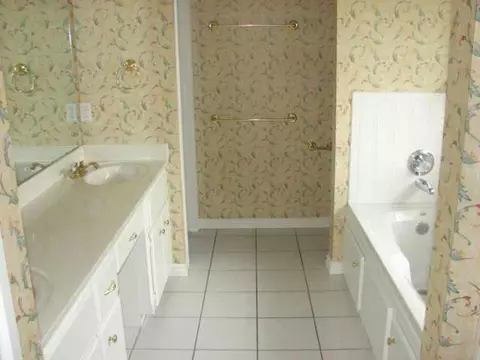 1313 Broone, Norman, OK 73071 photo 6