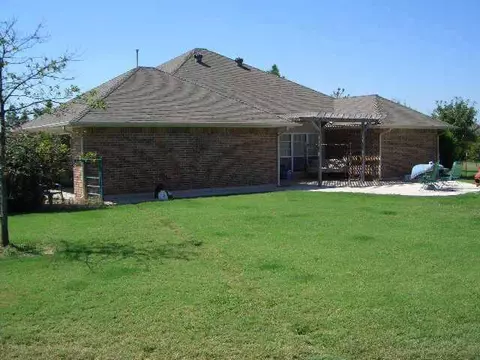 6801 Desiree Dr, Norman, OK 73071 photo 4