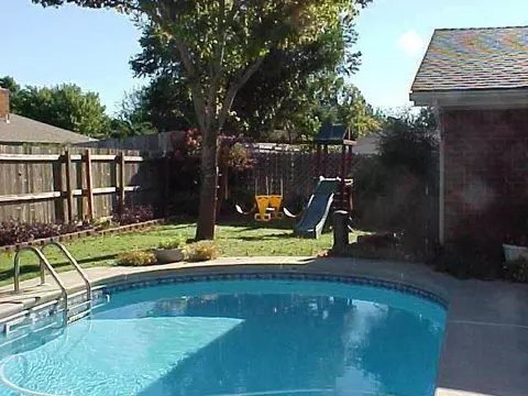 125 E Meade, Yukon, OK 73099 photo 2