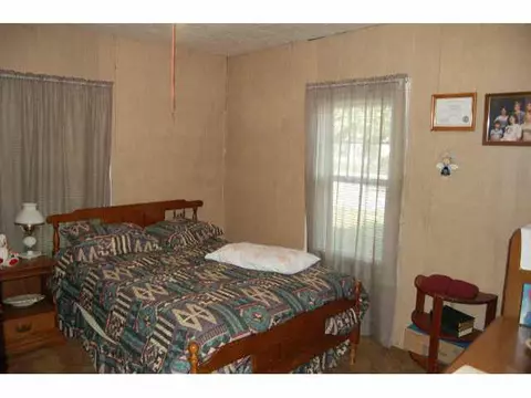 104 NW 5th St, Tuttle, OK 73089 photo 6
