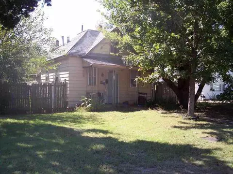 723 E Perkins, Guthrie, OK 73044 photo 3