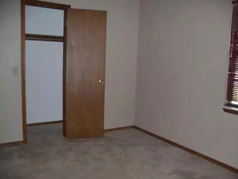 718 W Third, Watonga, OK 73772 photo 4