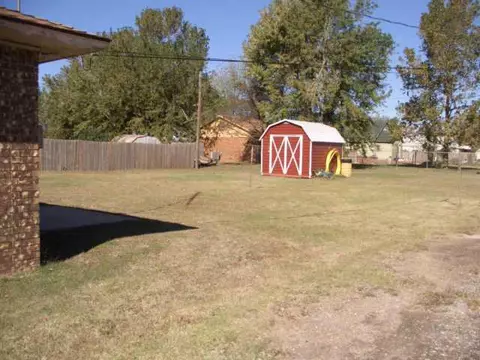 718 W Third, Watonga, OK 73772 photo 7