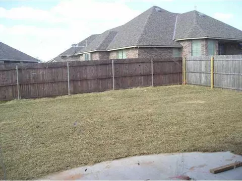 1313 NW 15th St, Moore, OK 73160 photo 6
