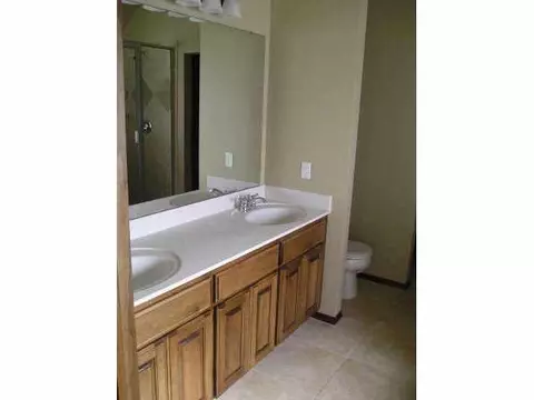 1313 NW 15th St, Moore, OK 73160 photo 5