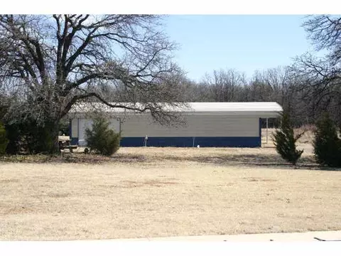 30240 Stephens Dr, Mcloud, OK 74851 photo 4